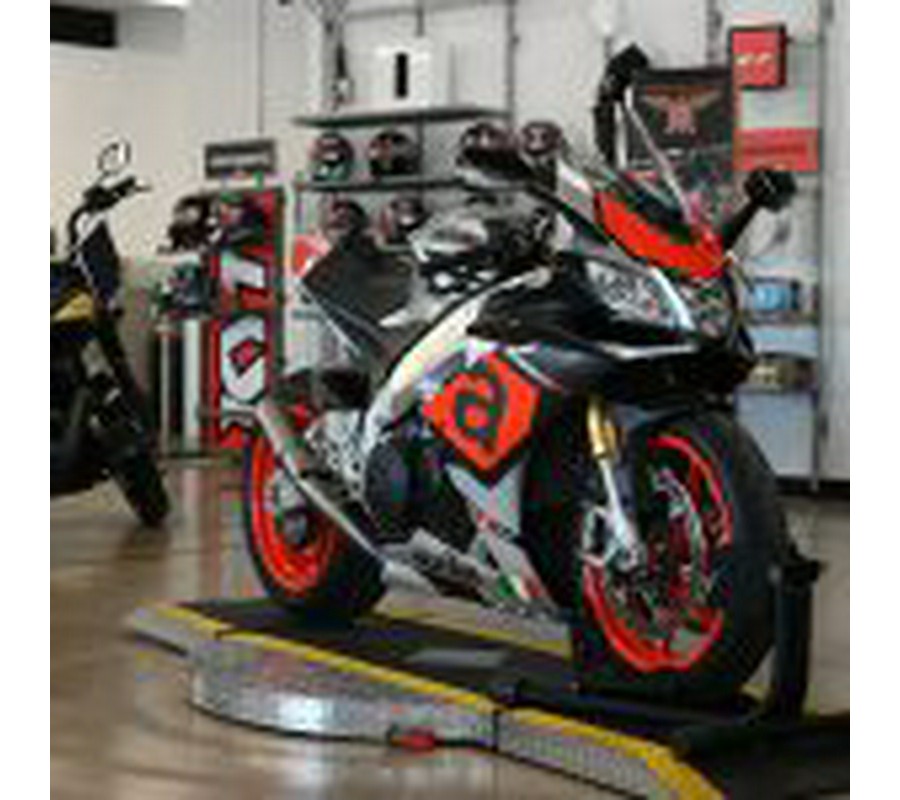 2018 Aprilia RSV4RR