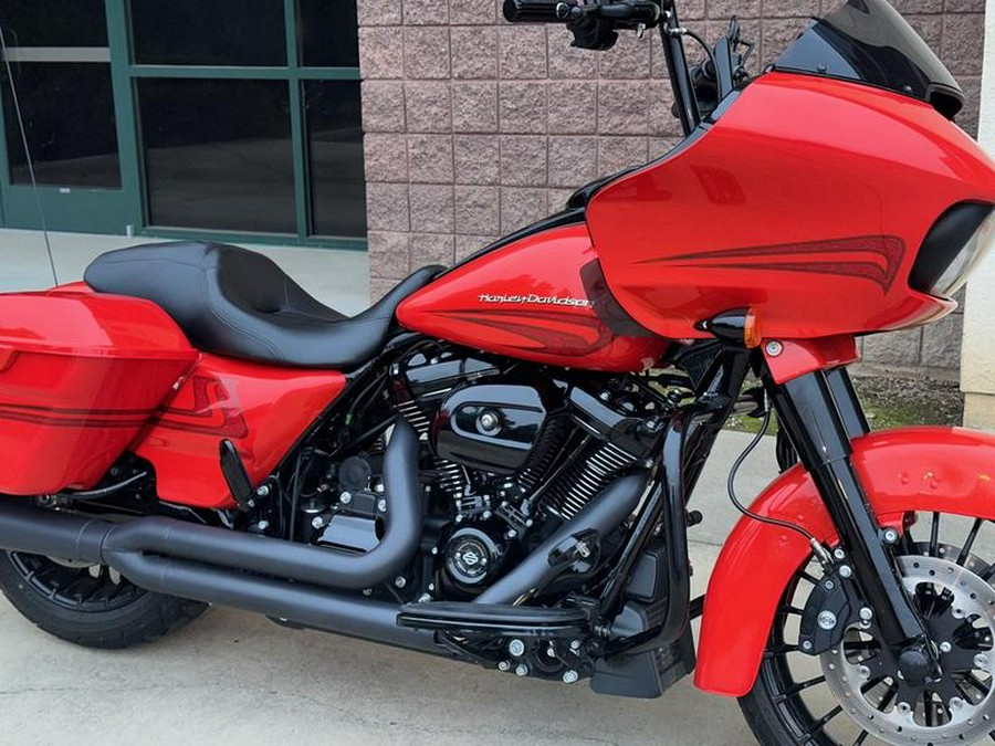 2017 Harley-Davidson® FLTRXS - Road Glide® Special