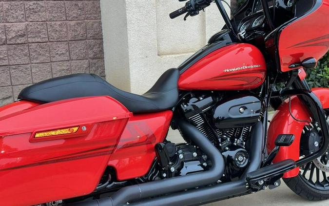 2017 Harley-Davidson® FLTRXS - Road Glide® Special