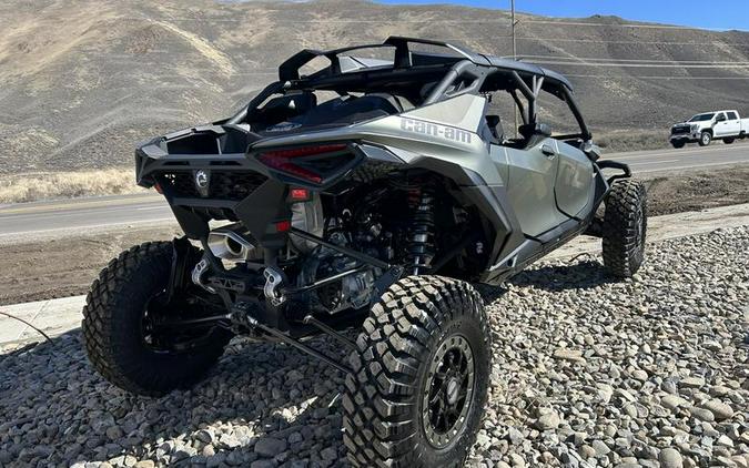 2026 Can-Am® Maverick R MAX X rc With Smart-Shox