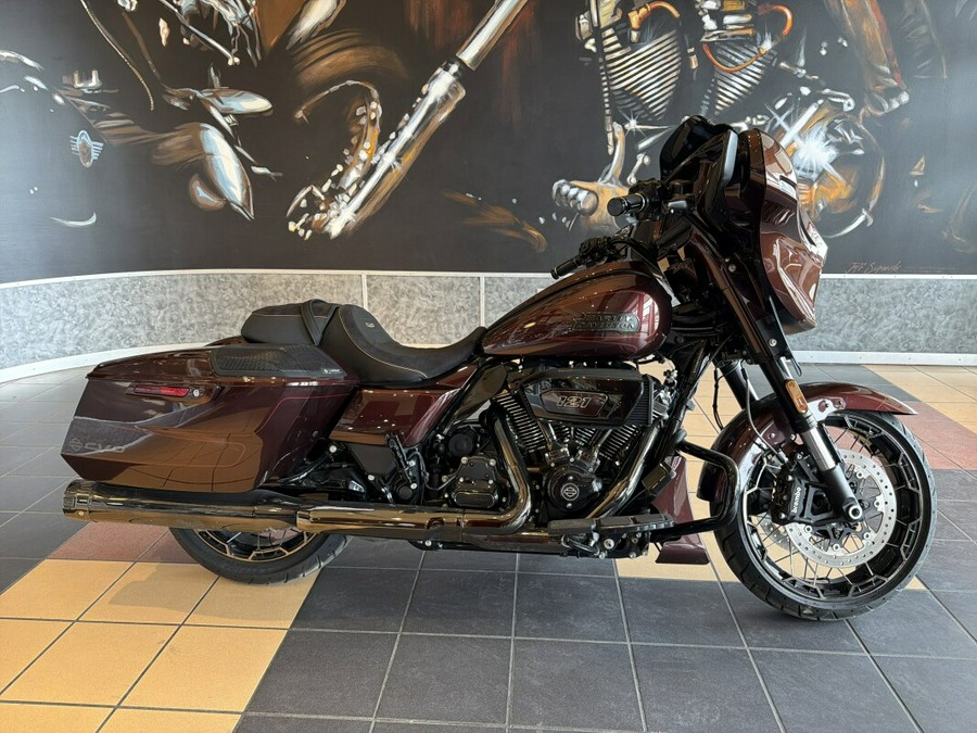 FLHXSE 2024 CVO™ Street Glide®