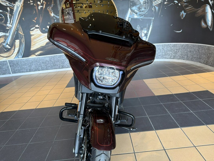 FLHXSE 2024 CVO™ Street Glide®