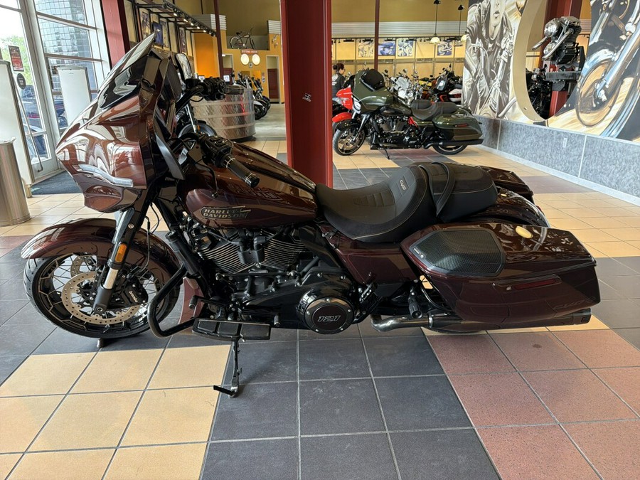 FLHXSE 2024 CVO™ Street Glide®