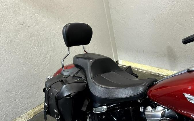 2019 Harley-Davidson® Fat Boy® 114 WICKED RED W/PINSTRIPE