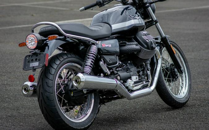 2023 Moto Guzzi V7 Special