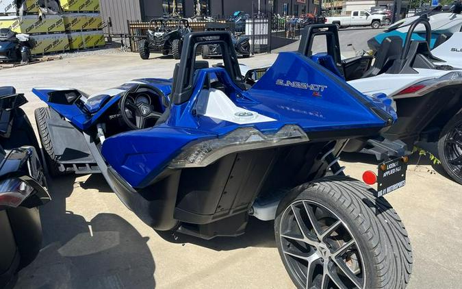 2016 Polaris Slingshot® Reverse Trike SL LE Blue Fire