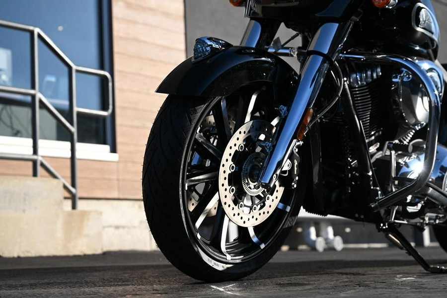 2024 Indian Motorcycle® Chieftain® Limited Black Metallic