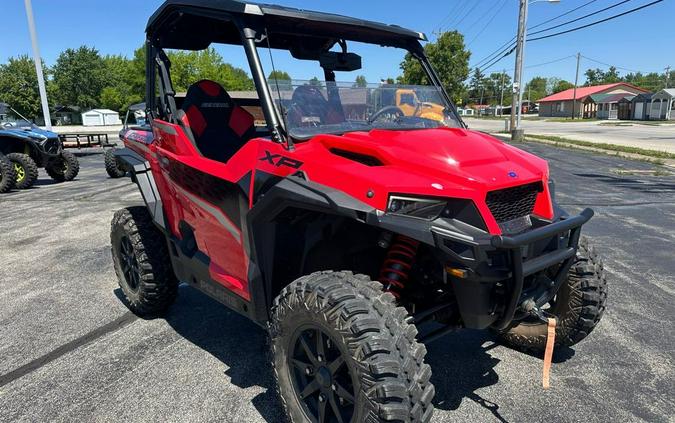 2025 GENERAL XP 1000 Ultimate - Polaris