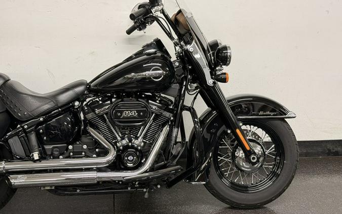 2020 Harley-Davidson Softail FLHC - Heritage Classic