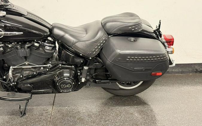2020 Harley-Davidson Softail FLHC - Heritage Classic