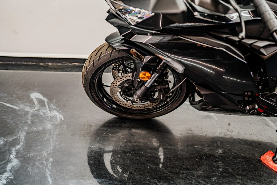2024 Kawasaki Ninja ZX-4R ABS