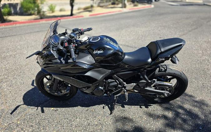 2019 Kawasaki Ninja 650 ABS Metallic Spark Black