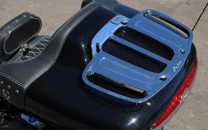 2022 Indian Roadmaster Black Metallic