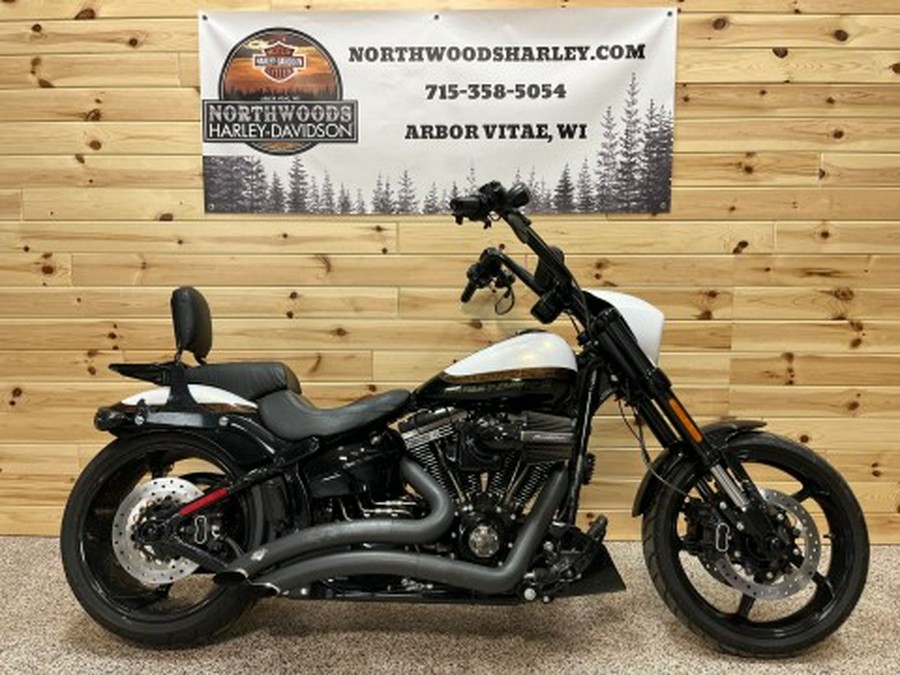 2016 Harley-Davidson CVO™ Pro Street Breakout®