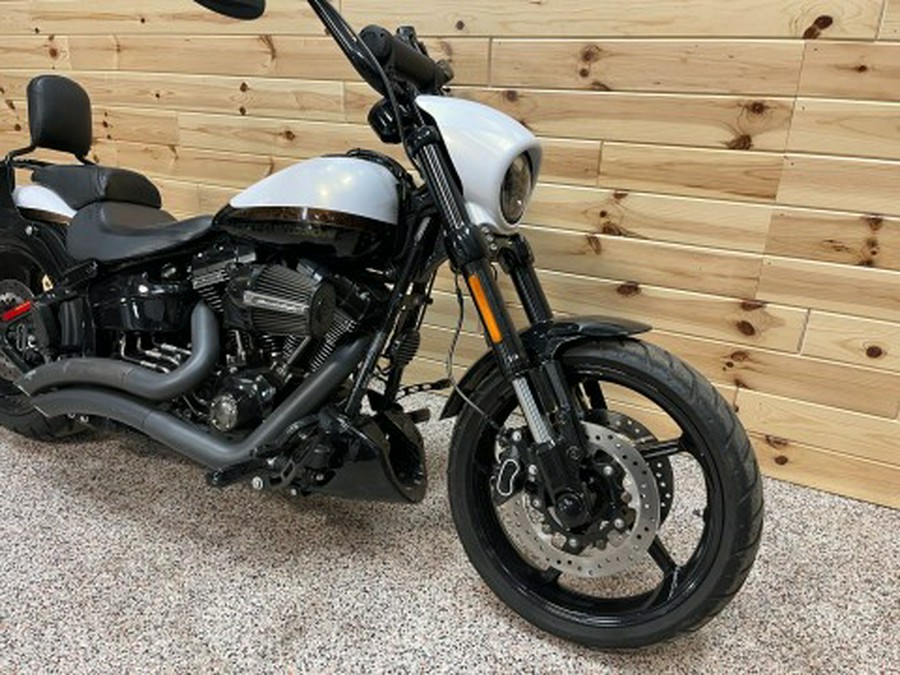 2016 Harley-Davidson CVO™ Pro Street Breakout®