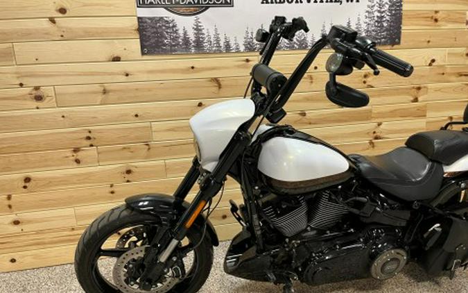 2016 Harley-Davidson CVO™ Pro Street Breakout®