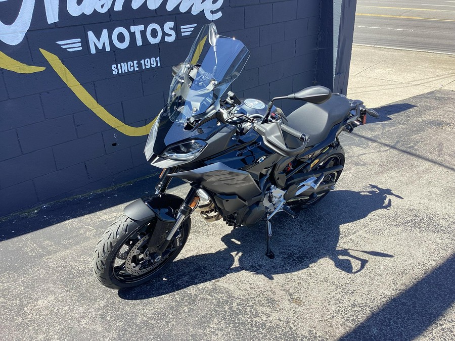 2026 BMW F 900 XR