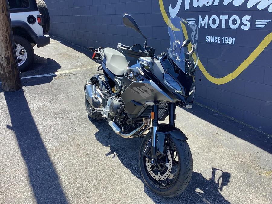 2026 BMW F 900 XR