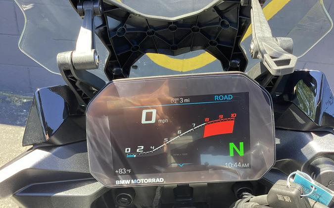 2026 BMW F 900 XR