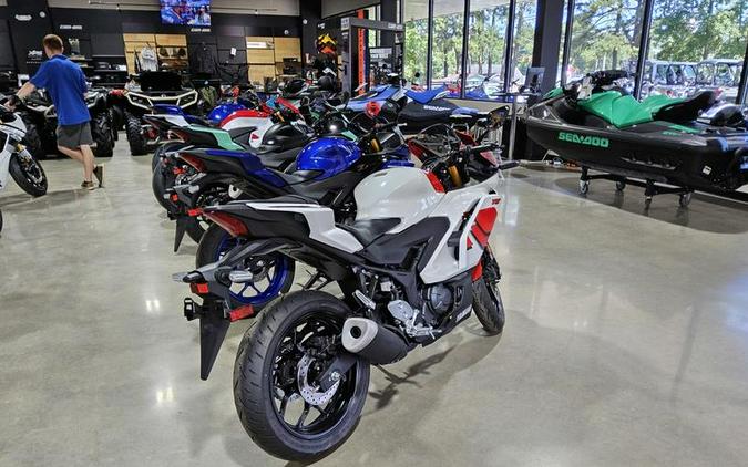 2026 Yamaha YZF-R3 70th Anniversary Edition