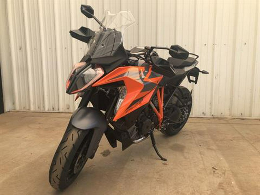 2023 KTM 1290 Super Duke GT