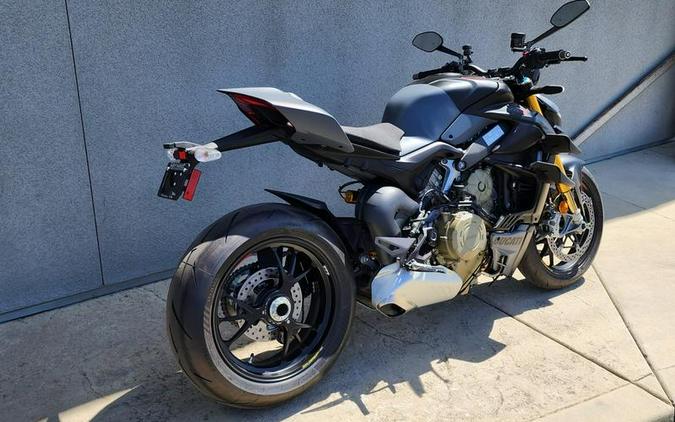 2024 Ducati Streetfighter V4 S Grey & Black