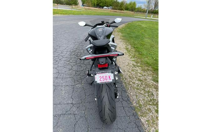 2026 675SS - NEBULA BLACK - CFMOTO