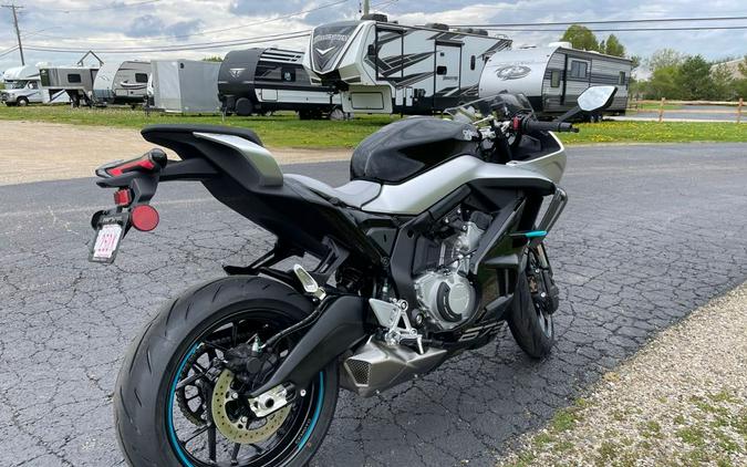 2026 675SS - NEBULA BLACK - CFMOTO