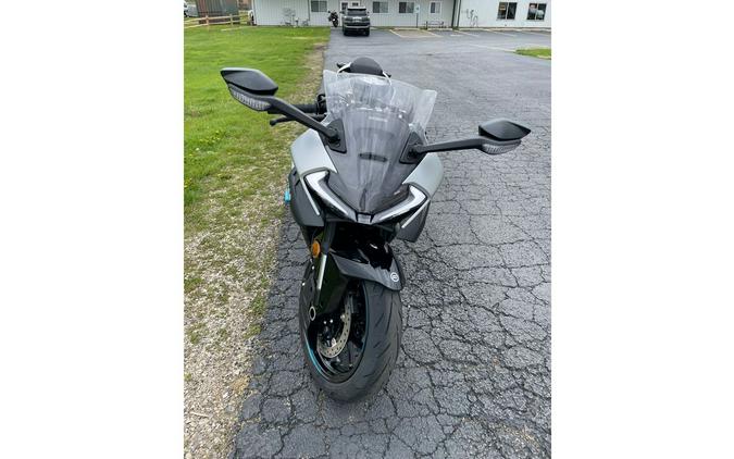 2026 675SS - NEBULA BLACK - CFMOTO