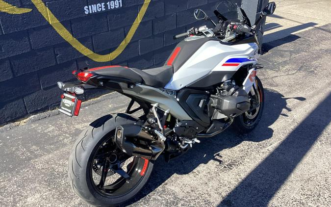 2026 BMW R1300RS