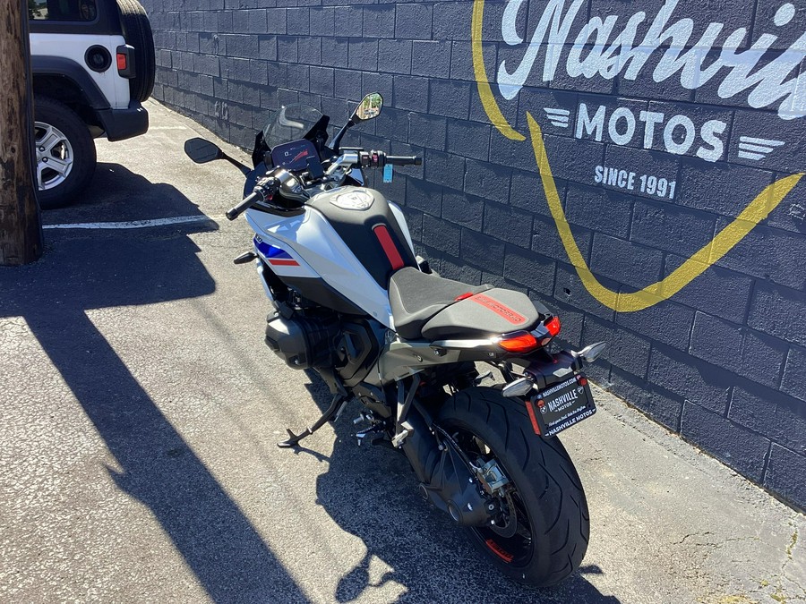 2026 BMW R1300RS