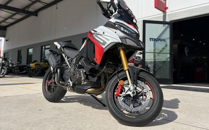 2025 Ducati MULTISTRADA V4 RS