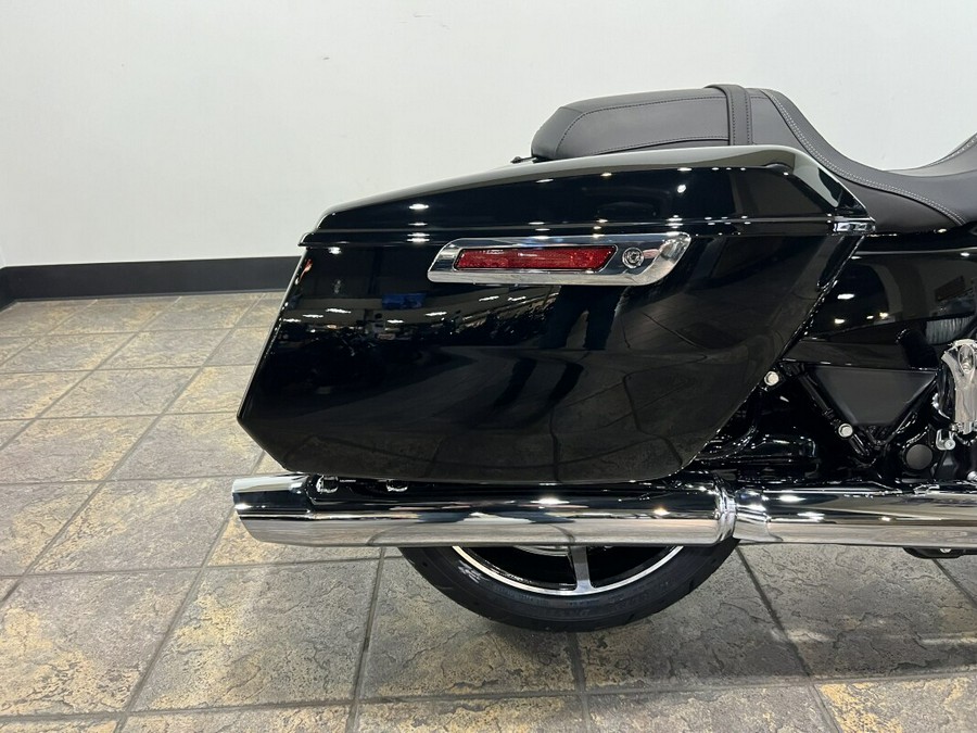 FLHX 2024 Street Glide®