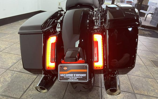 FLHX 2024 Street Glide®