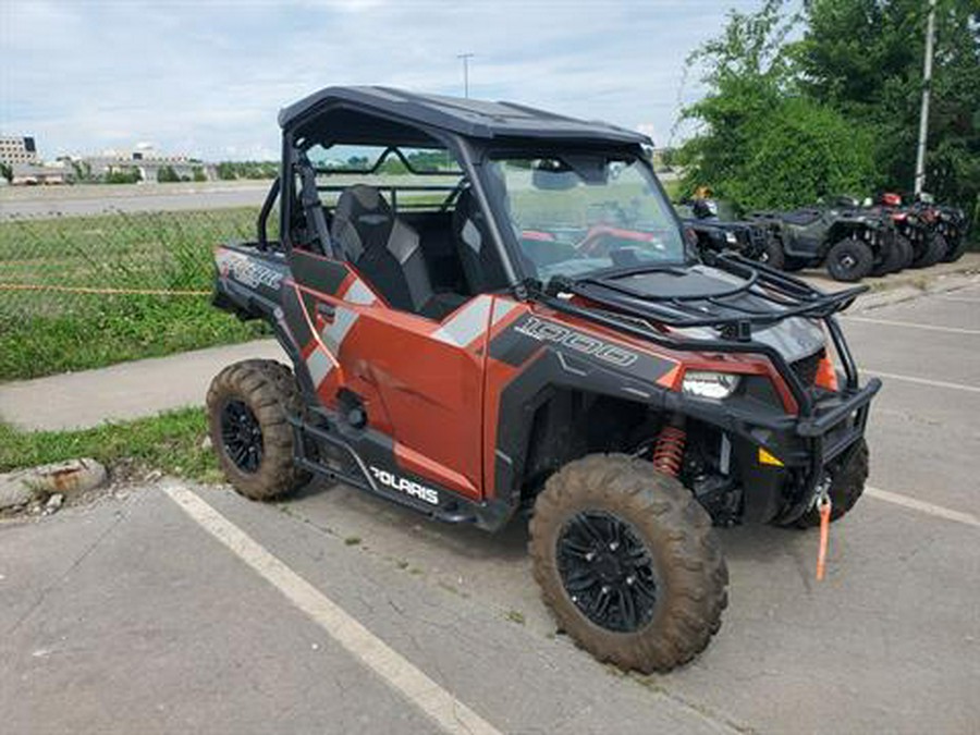 2019 Polaris General 1000 EPS Deluxe