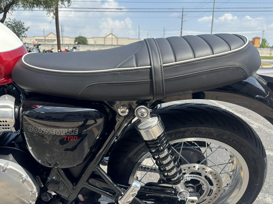 2025 Triumph Bonneville T120