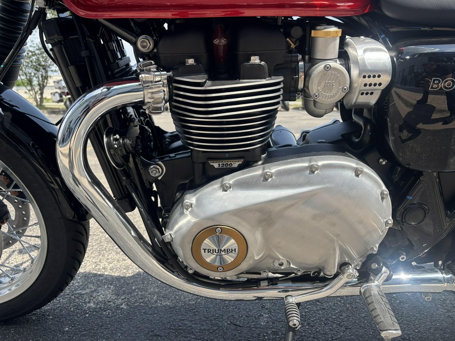 2025 Triumph Bonneville T120