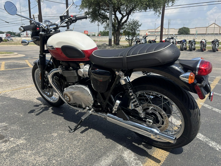 2025 Triumph Bonneville T120