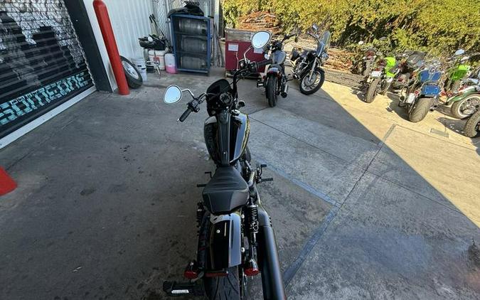 2025 Indian Motorcycle® Sport Scout® Sixty Limited Black Metallic