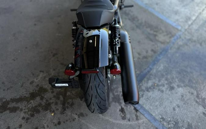 2025 Indian Motorcycle® Sport Scout® Sixty Limited Black Metallic