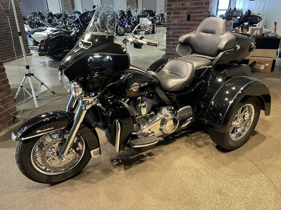 2022 Harley-Davidson® FLHTCUTG - Tri Glide® Ultra