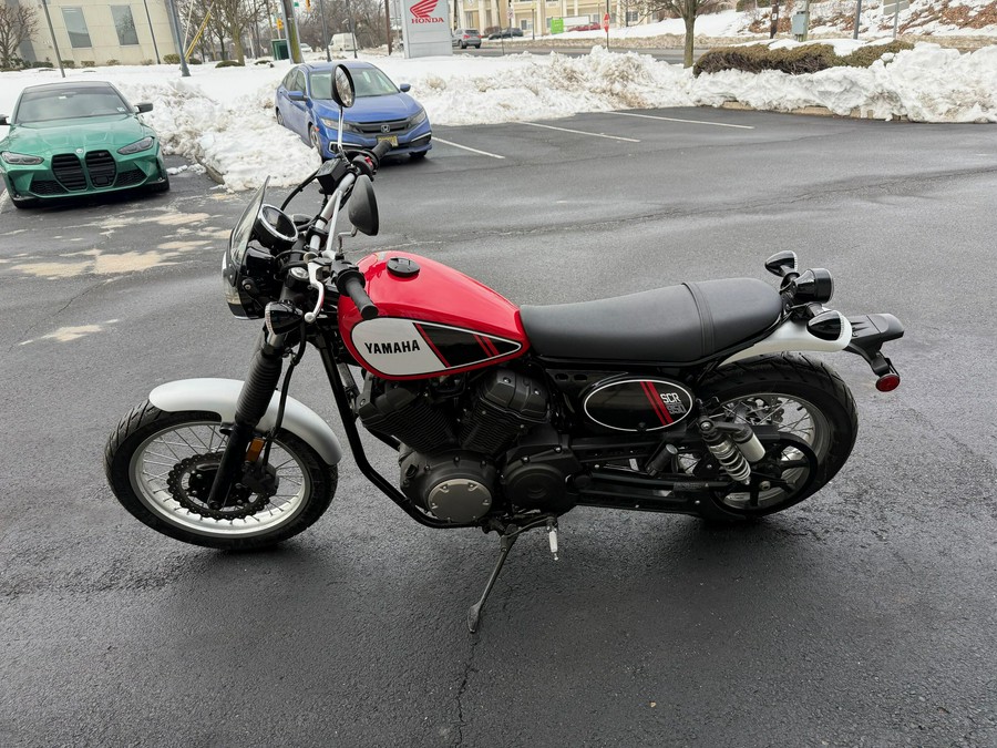 2017 Yamaha SCR950