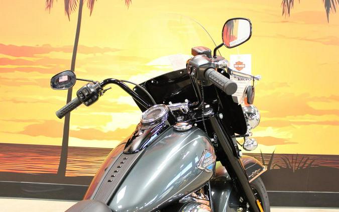 2025 Harley-Davidson® FLHC - Heritage Classic