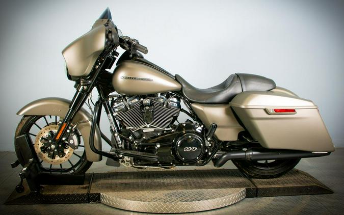 2019 Harley-Davidson Street Glide Special - FLHXS