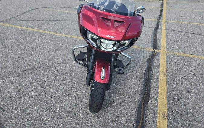 2024 Indian Motorcycle® Challenger® Limited Sunset Red Metallic