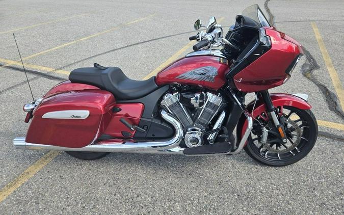 2024 Indian Motorcycle® Challenger® Limited Sunset Red Metallic