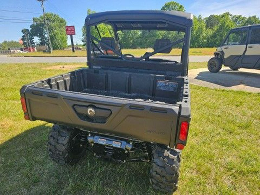 2026 Can-Am Defender HD7