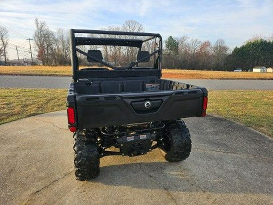 2026 Can-Am Defender HD7