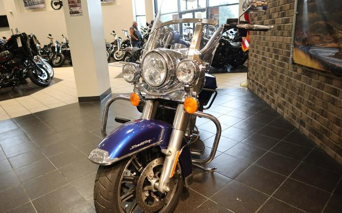 2017 Road King (FLHR)