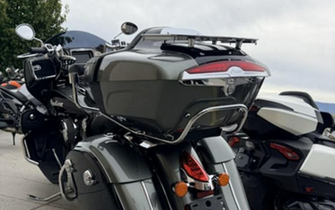 2021 Indian Roadmaster Alumina JadeThunder Black